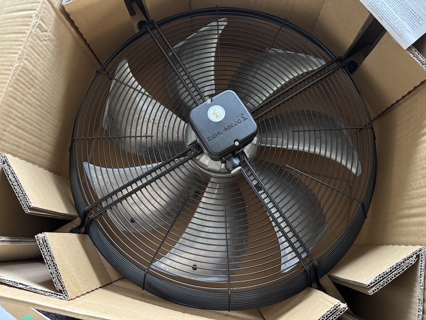 IMG_5448-Ziehl Abegg FN056-VDW-4M.A7P2-1.jpg